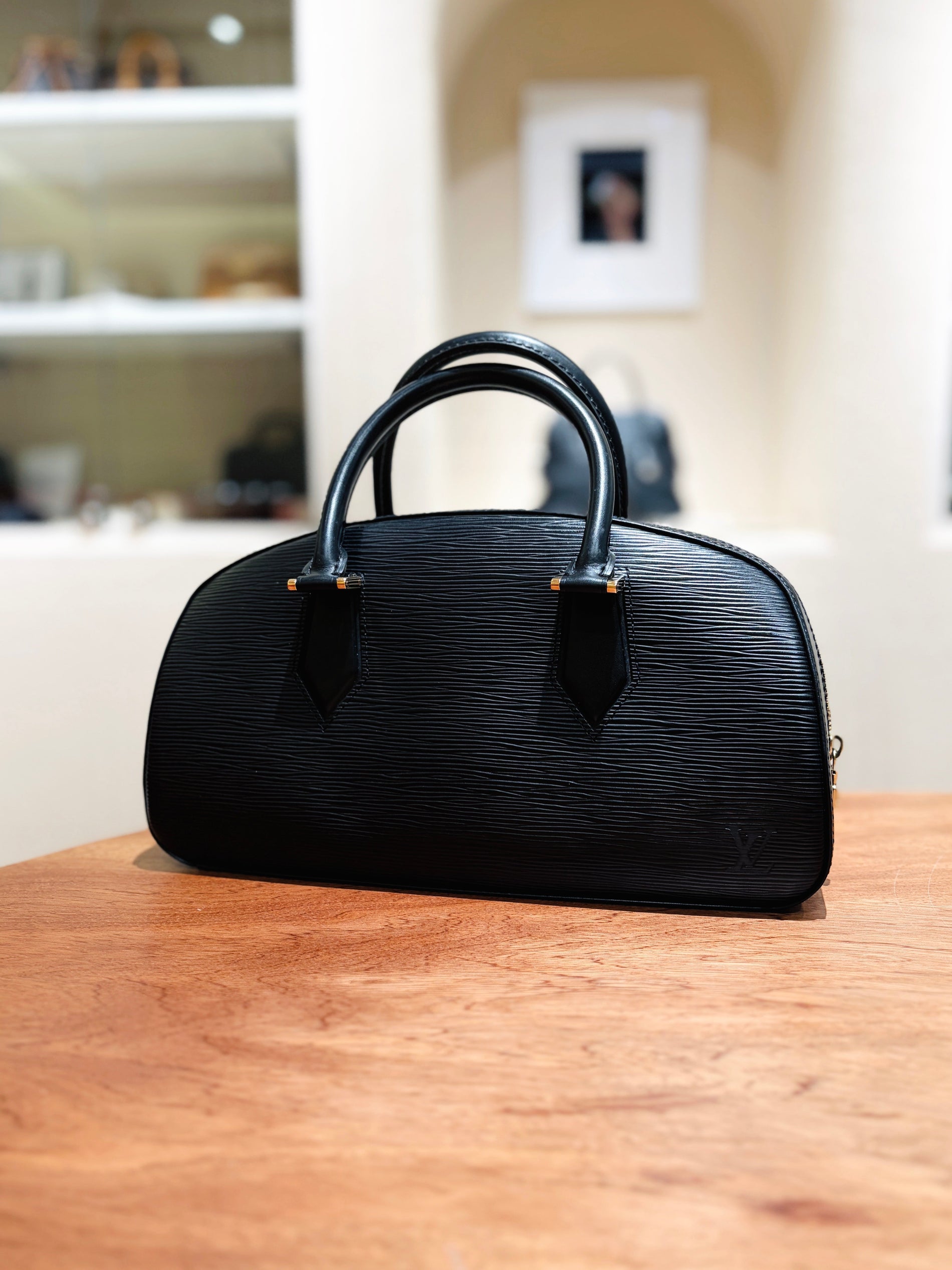 New Arrival｜LOEWE＆LV Bags