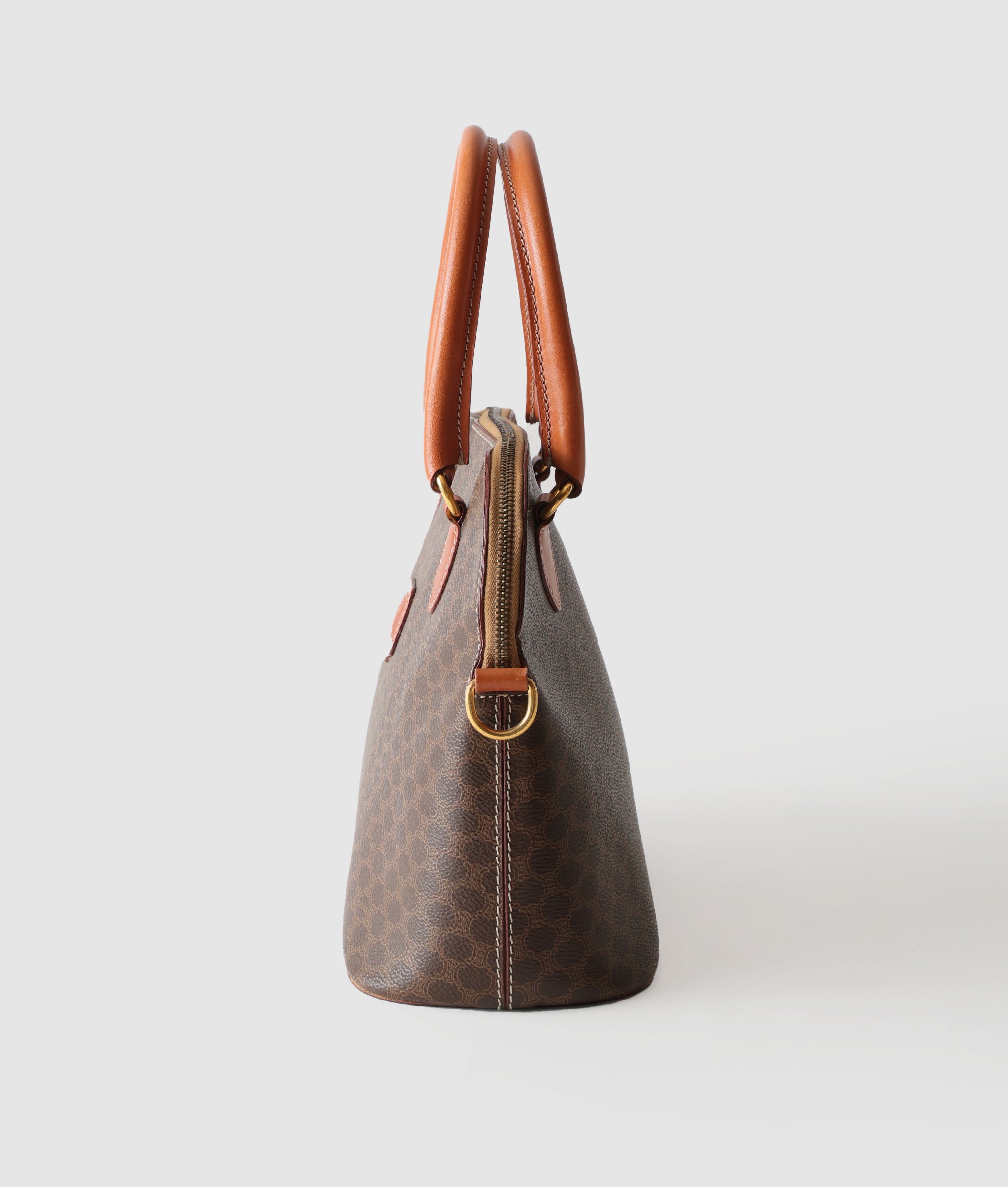 CELINE セリーヌ